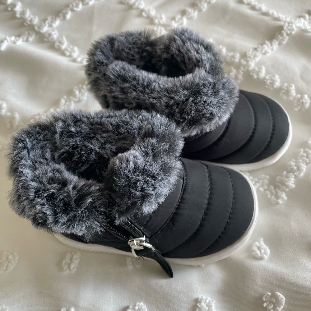 Waterproof infant boots